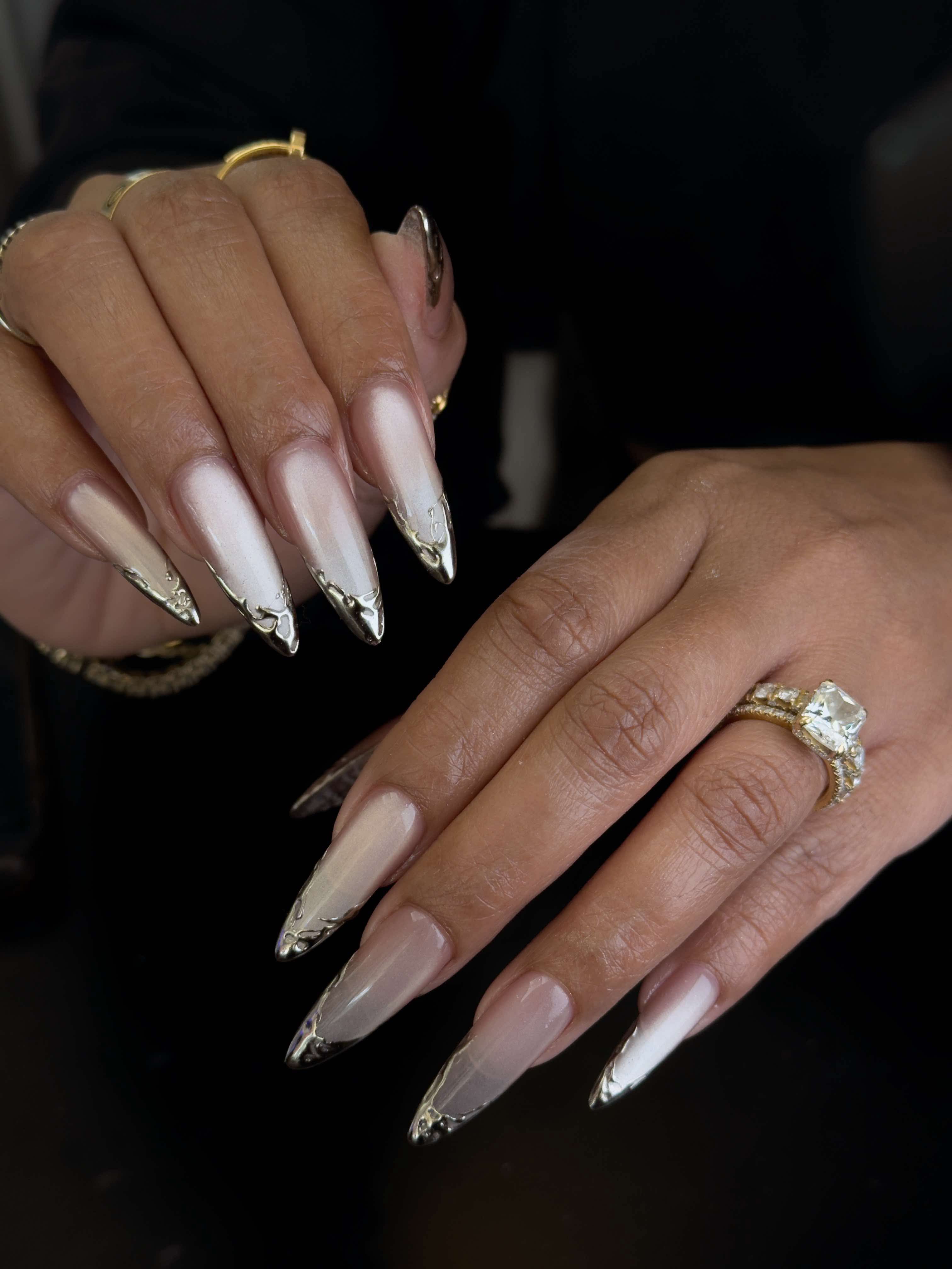 Chrome nail design