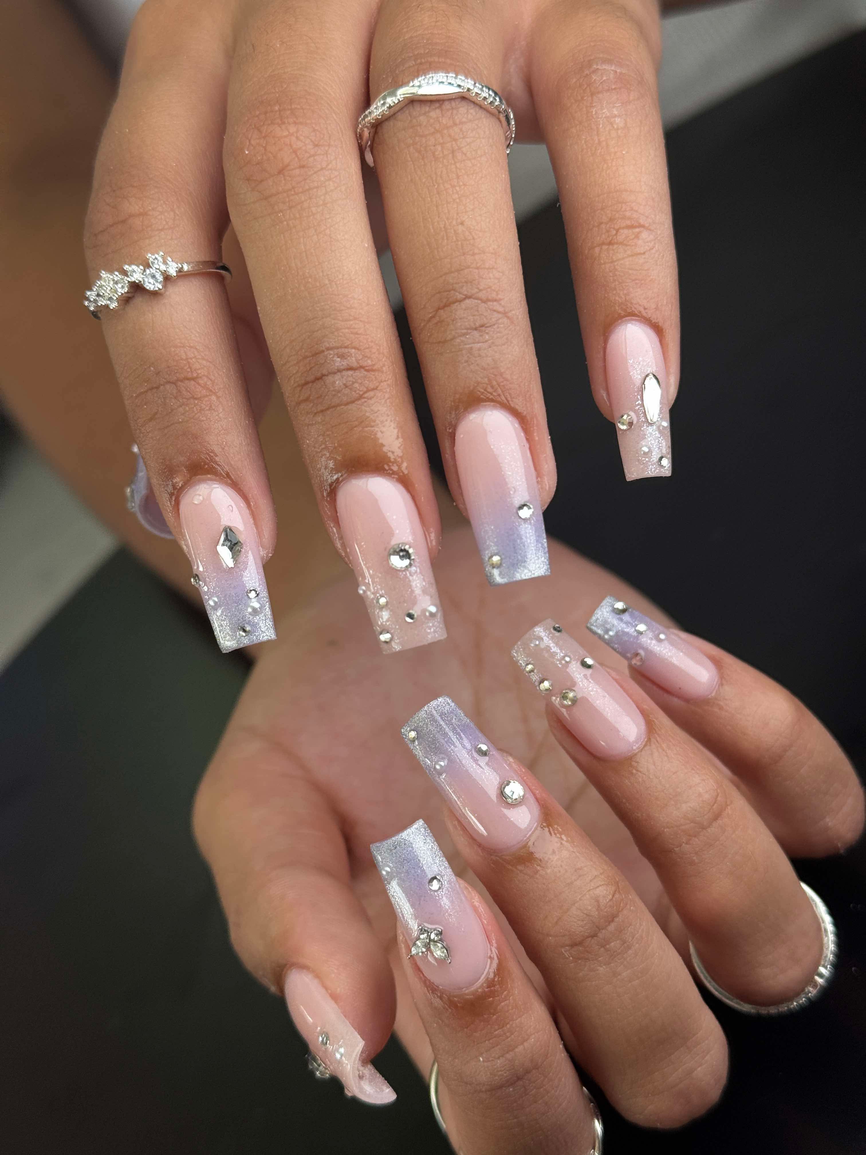 Crystal nail design